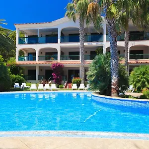 Uhc Costa Linda Family Complex Apartamento